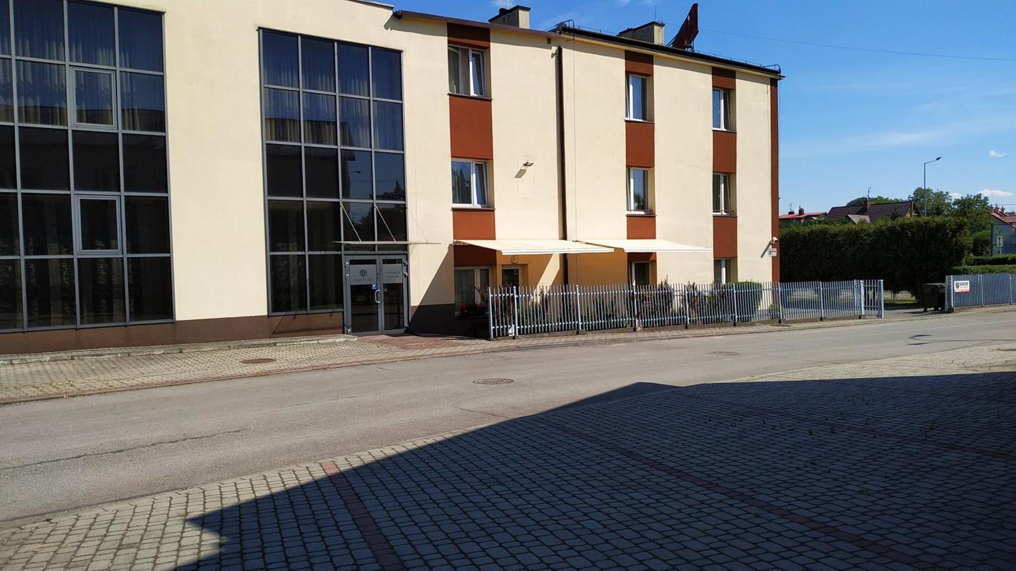 Hotel Eden Rzeszow Dış mekan fotoğraf
